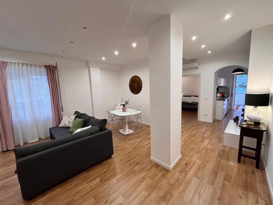 La Casa Di Lillidu - Napoli Most Exclusive Area Apartment Екстериор снимка